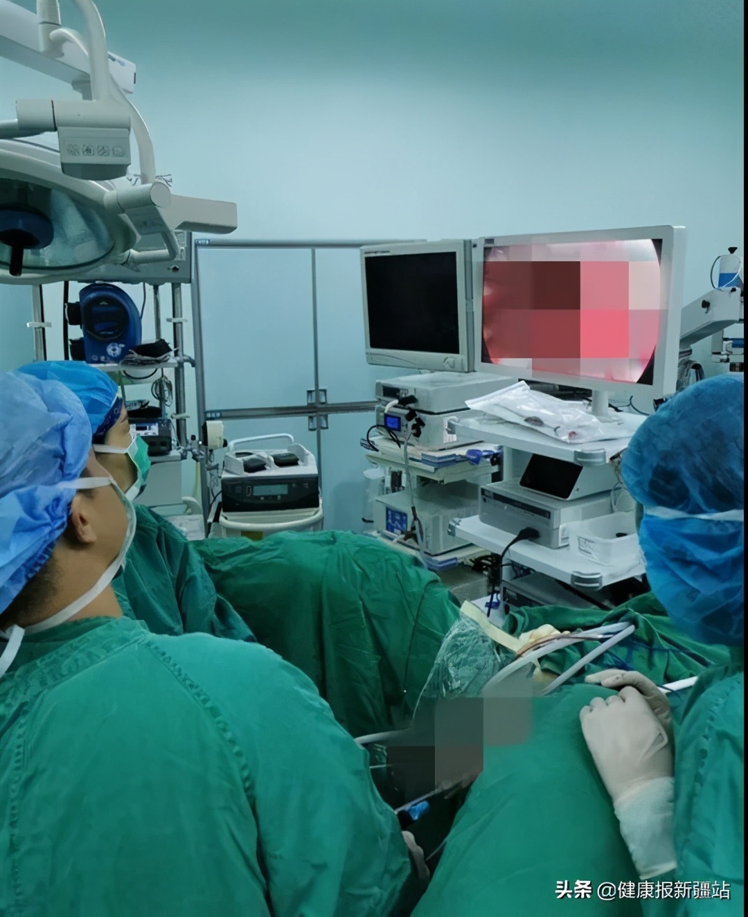 一次做了三项手术，肚子上一个“洞”也没有