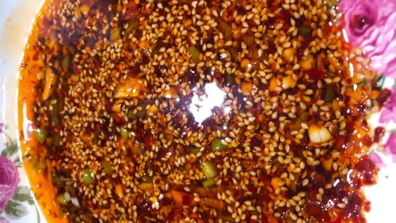 1分钟学会万能凉拌料汁凉拌菜,凉拌菜的凉拌汁怎么拌才能好吃