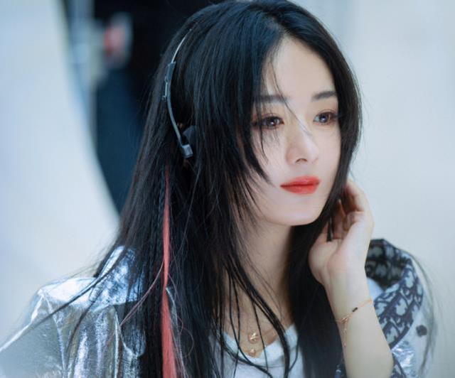 适合夏天的挑染发型,今年流行的发型和挑染颜色