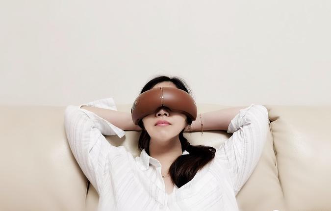 眼部按摩仪缓解眼睛疲劳测评 (护眼仪眼部按摩器推荐哪个)