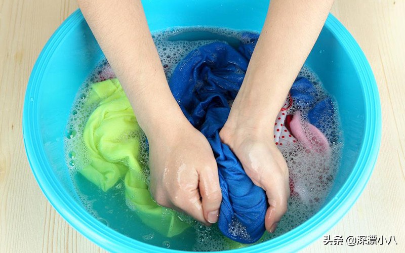 衣服洗了变长怎么缩回去,衣服洗了之后变长了怎么减