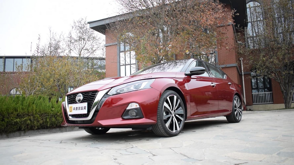 日产天籁自吸能买吗,日产天籁2.0t变速箱靠谱吗