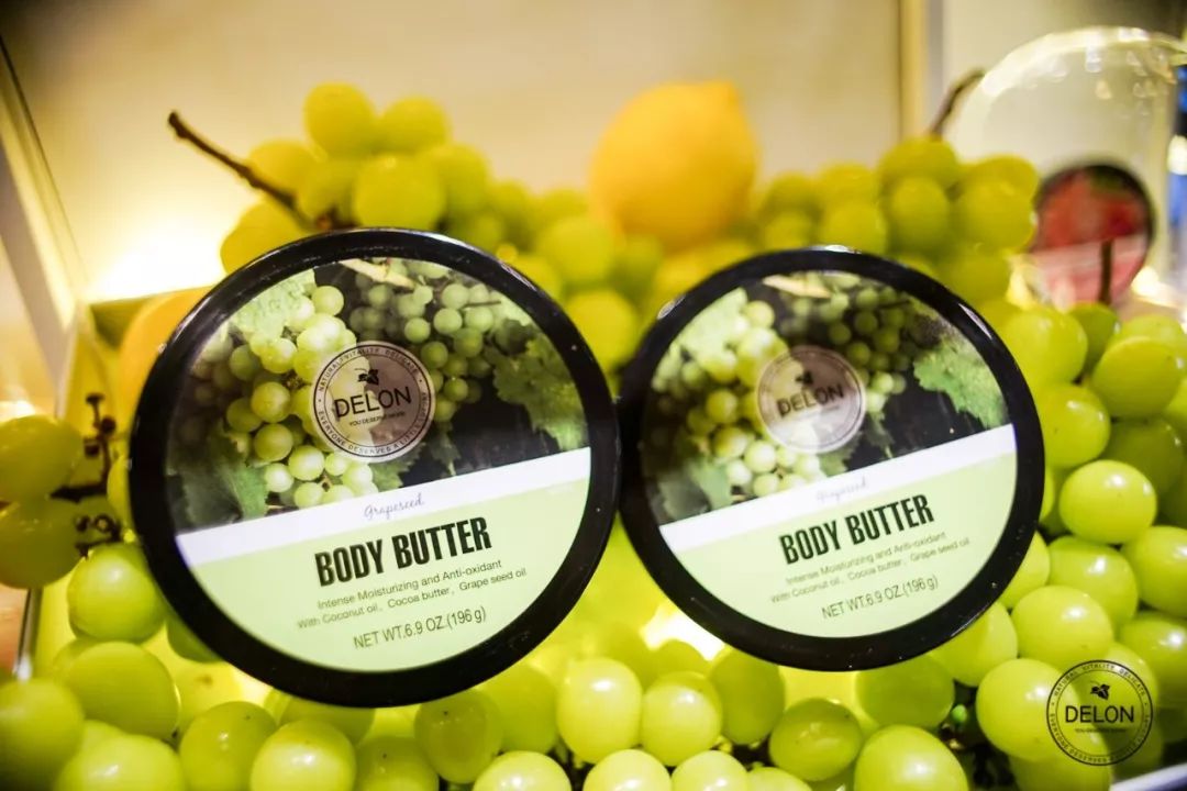 加拿大总理亲自给马云种草身体乳，开玩笑说能抹在面包上？这操作