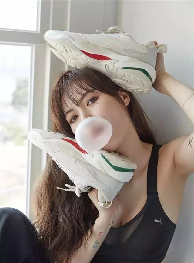 新款易烊千玺同款鞋,易烊千玺国潮同款鞋