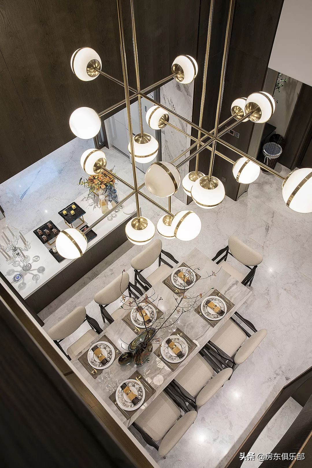 当土豪们发现有新的投资机会后,他们不会再盯着北龙湖了