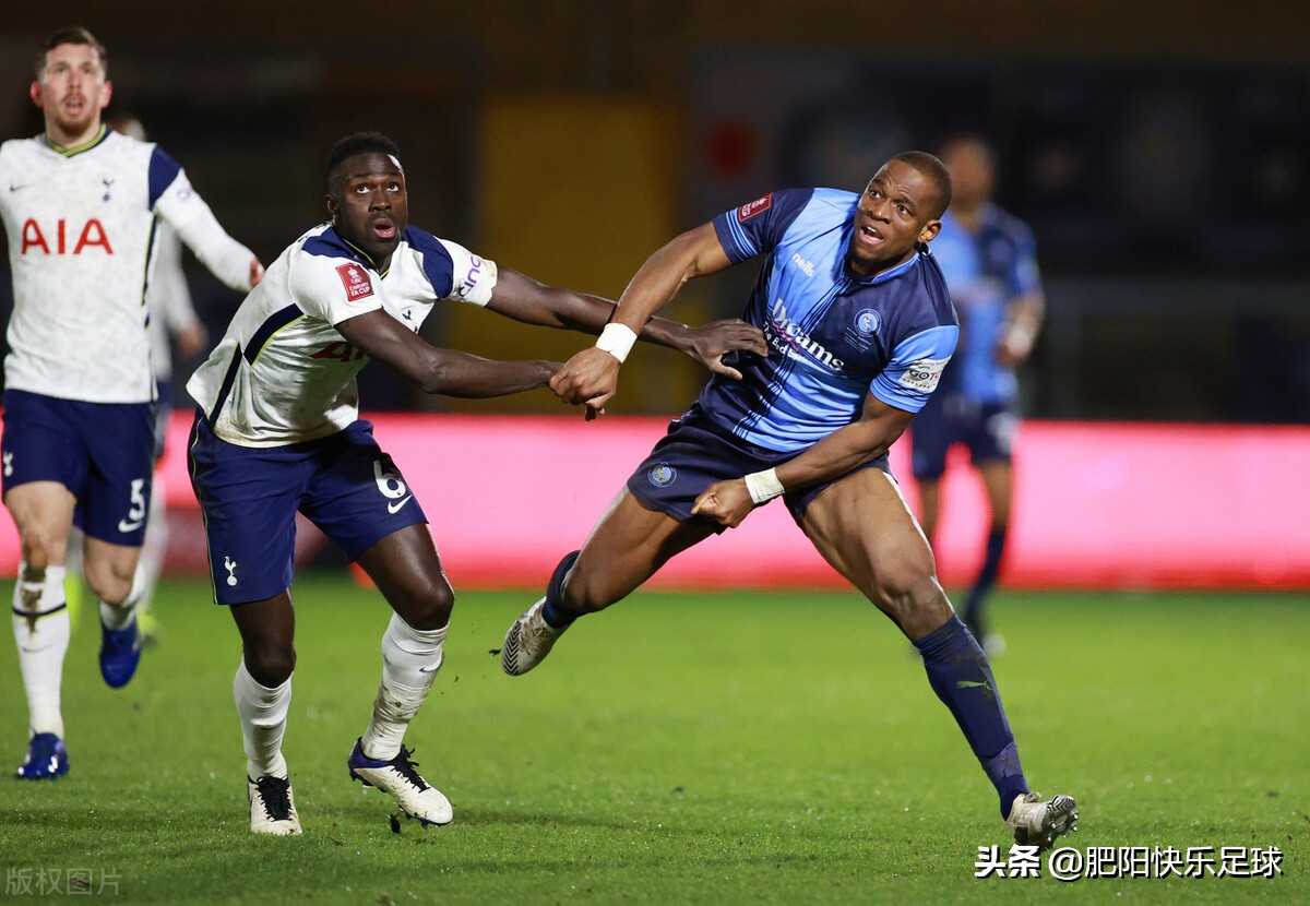 热刺新中卫穆帅,热刺穆里尼奥换人