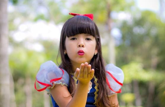 调皮捣蛋的孩子如何正确引导,孩子调皮家长怎么道歉