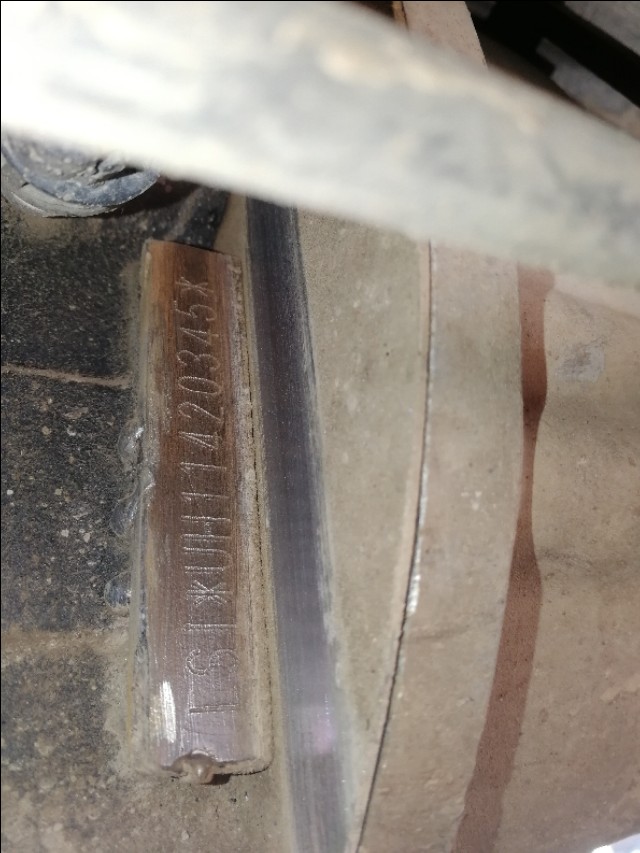 2.3tbj40发动机号在什么位置,车辆发动机号位置