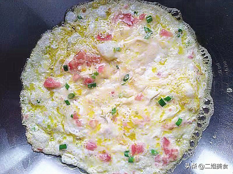 怎么做西红柿炒鸡蛋不用青葱,番茄鸡蛋卷如何做