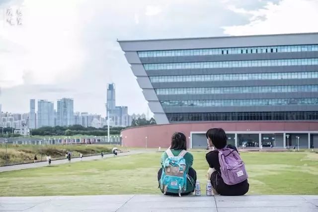 春暖花开是一年中最美丽的季节,春暖花开的季节享受大自然的美景