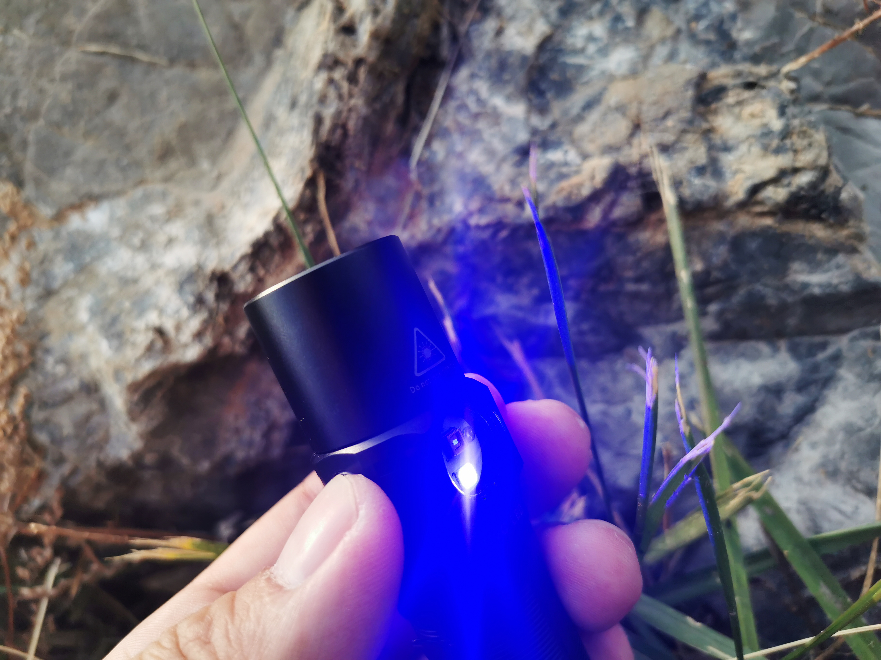 户外手电也能杀菌？FenixLD32手电化身成为抗疫EDC