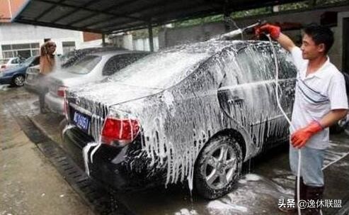 自动洗车新理念,汽车自动洗车真实感受