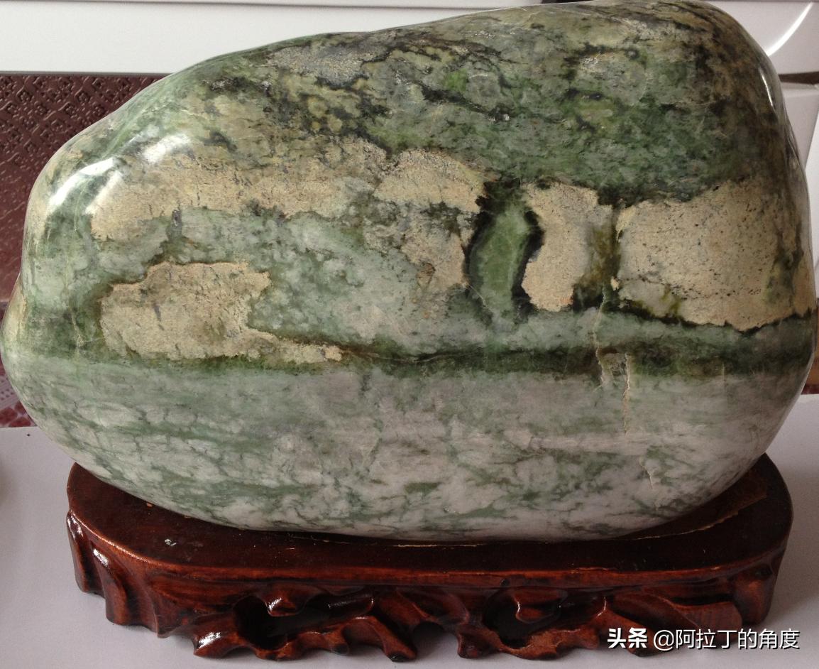 祁连山彩玉是玉吗,祁连山大峡谷彩玉