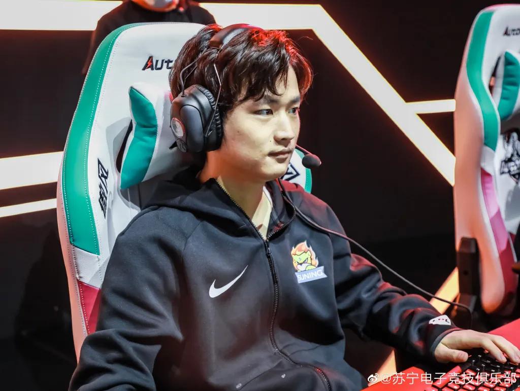 官方关闭训练模式后,网友自制“漩涡宁人铁粉科目一理论考试”