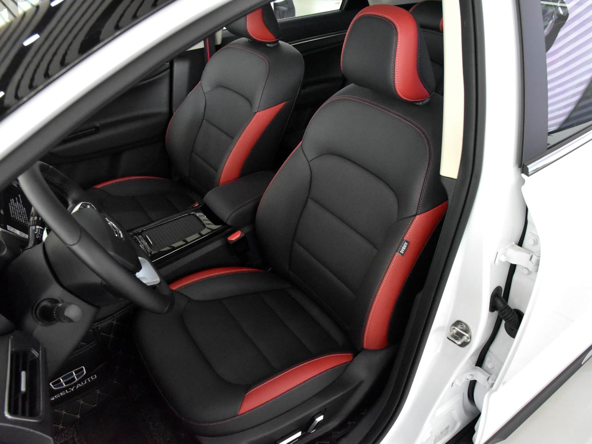 比suv空间小比轿车大,比合资便宜的suv车型