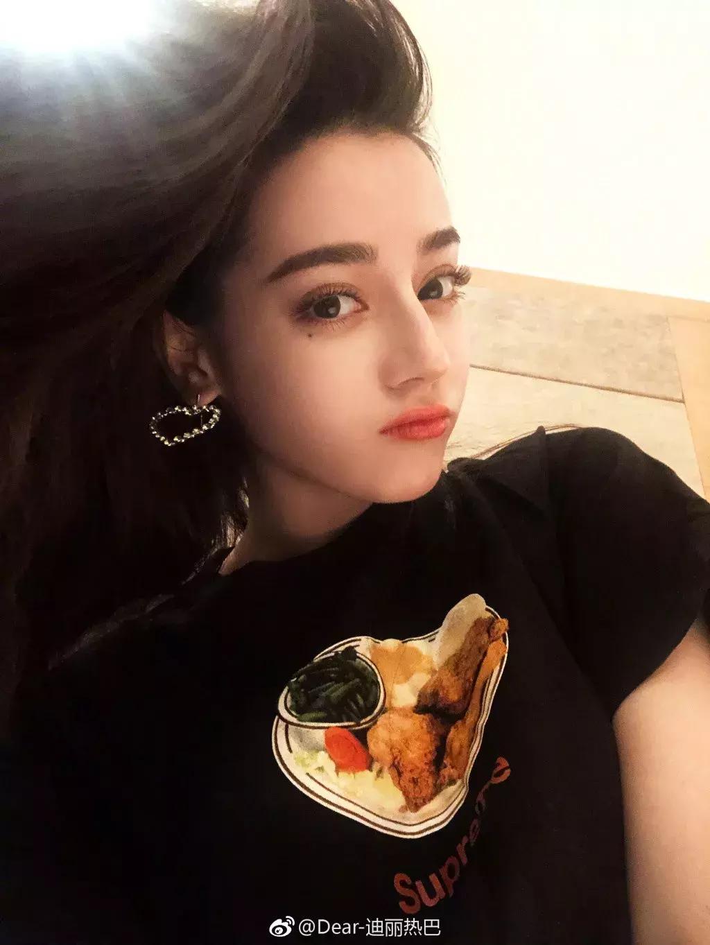 迪丽热巴颜值秒一众韩星,迪丽热巴颜值吊打