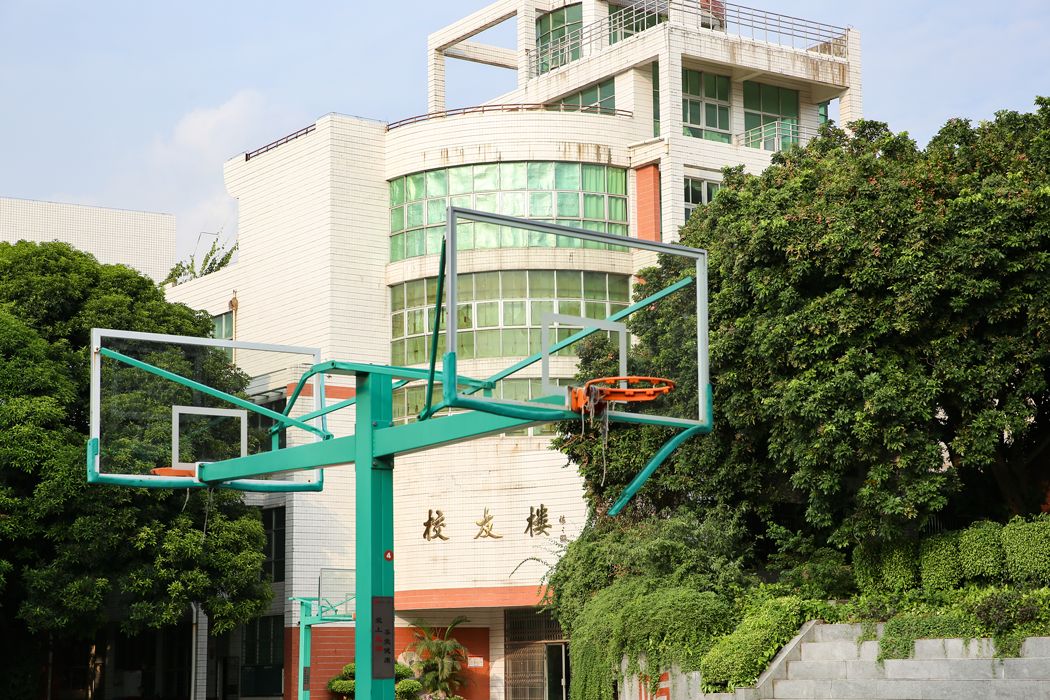 任尔东西南北风配图,任尔东西南北风我亦巍然不动