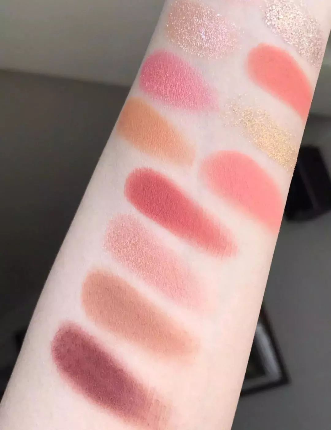 鉴别|你花高价抢到的Colorpop,居然可能是假货