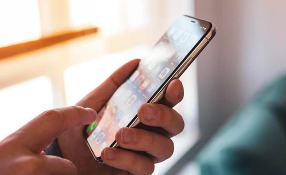 原来的iphone为什么要越狱,iphone越狱越来越严重吗