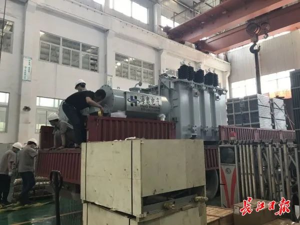 武大教授研发磁控电抗器,武大教授创造历史