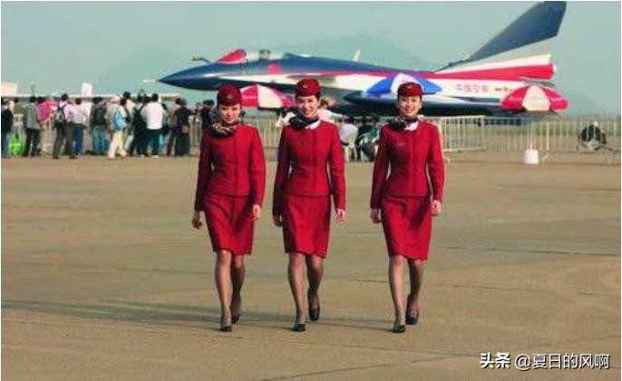 坐飞机建议买保险吗,坐飞机不建议穿什么鞋