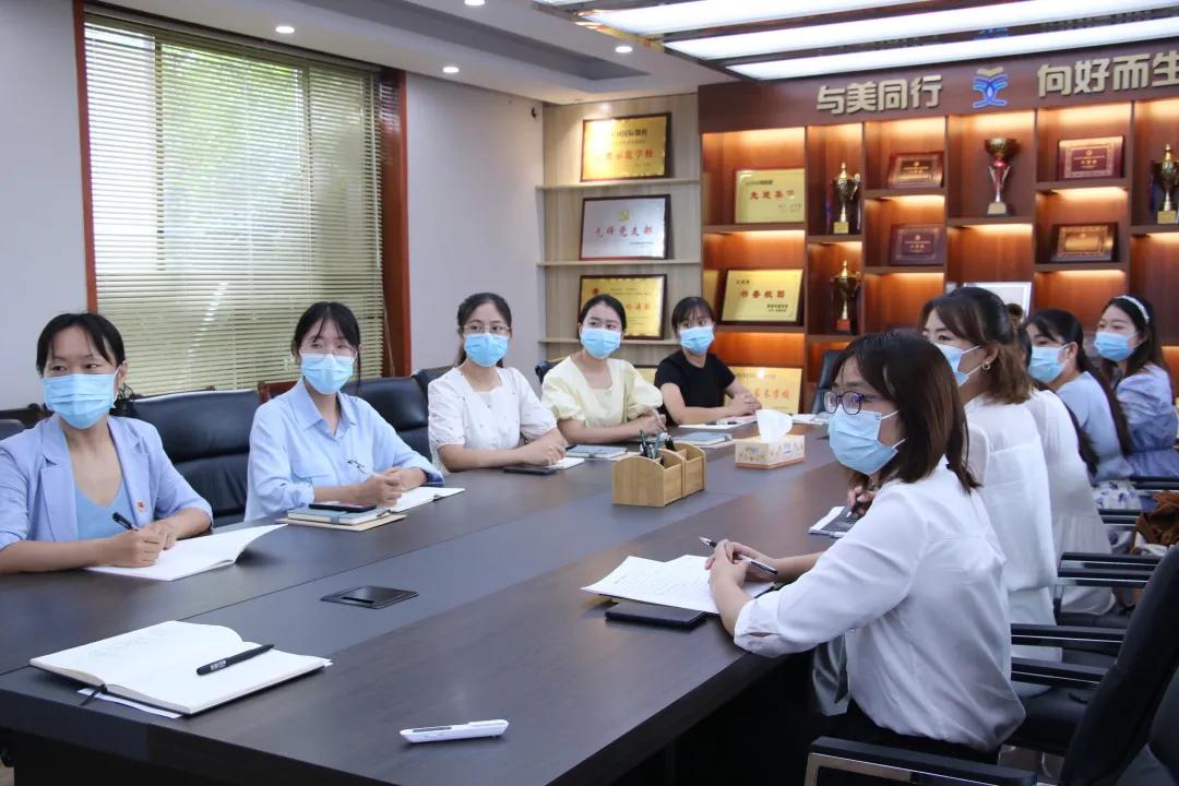 成长因“汝”更美好—郑州市中原区汝河新区小学新教师培训特写