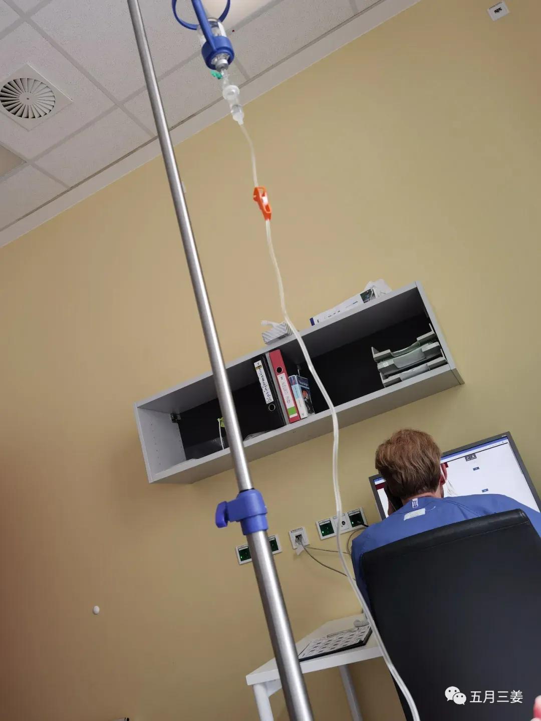 国外被狗咬了打狂犬疫苗吗知乎,外国被狗咬为啥不给打狂犬疫苗