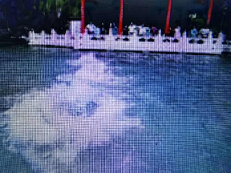 趵突泉位居济南72名泉之冠,济南趵突盛景