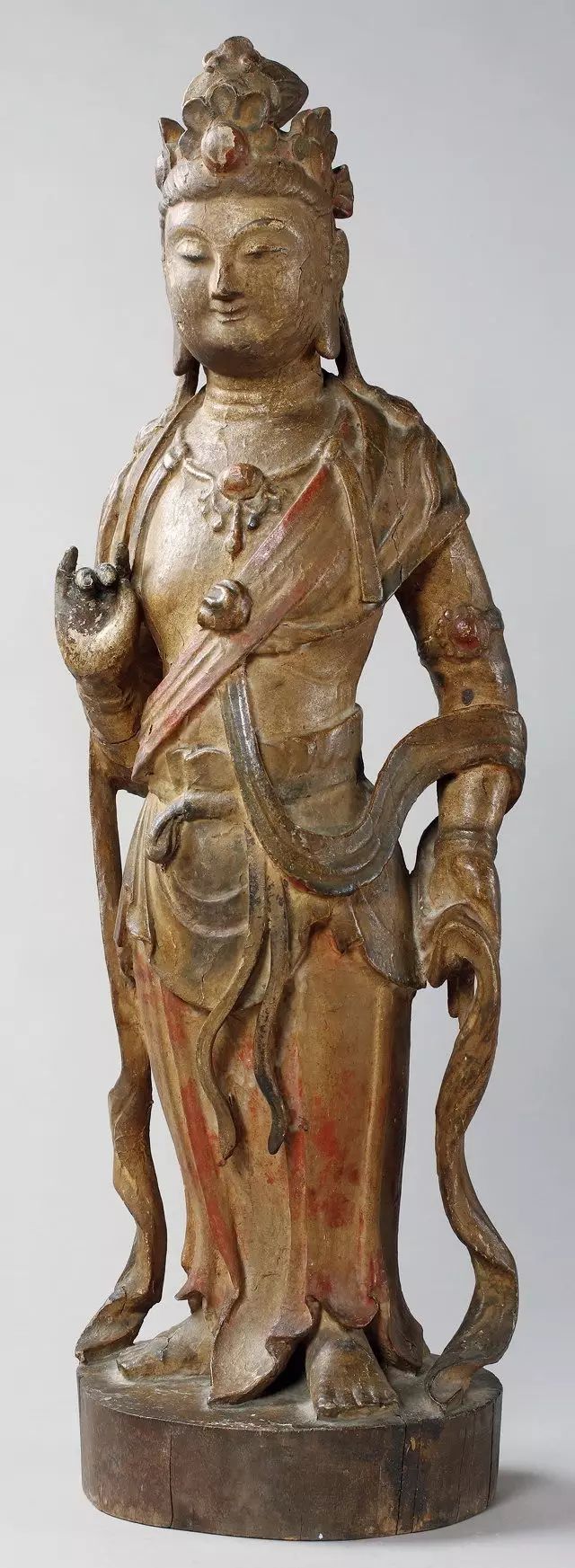 木雕佛像各朝代的雕刻特点,木雕佛作品