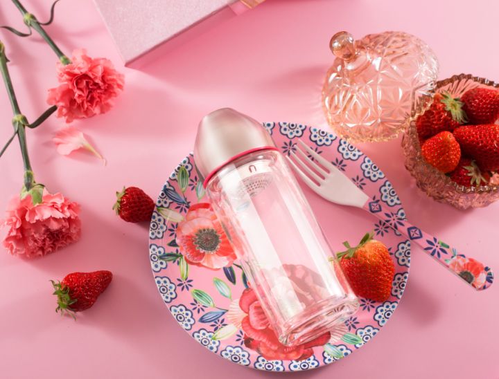 特别喜欢买杯子是什么心理,女生为什么让你给她买杯子