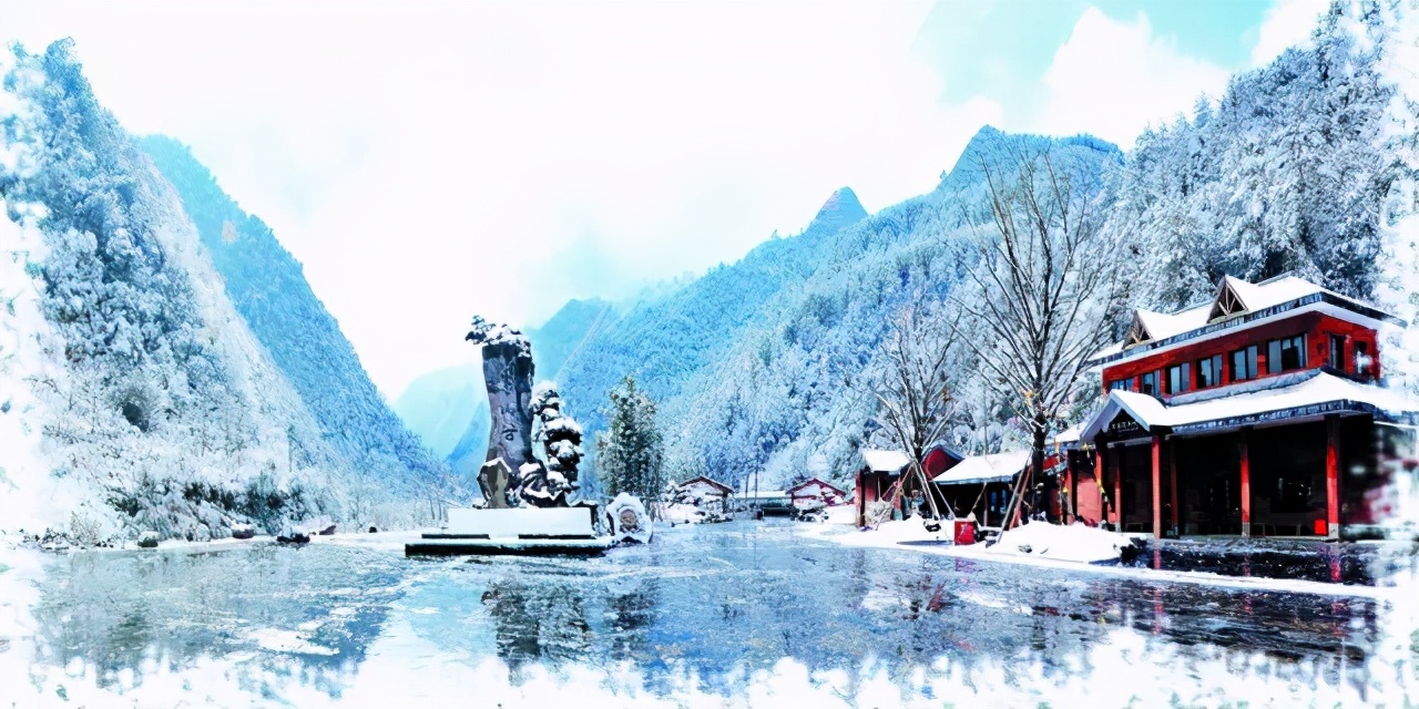 充满年味的万盛老街,万盛黑山谷春节