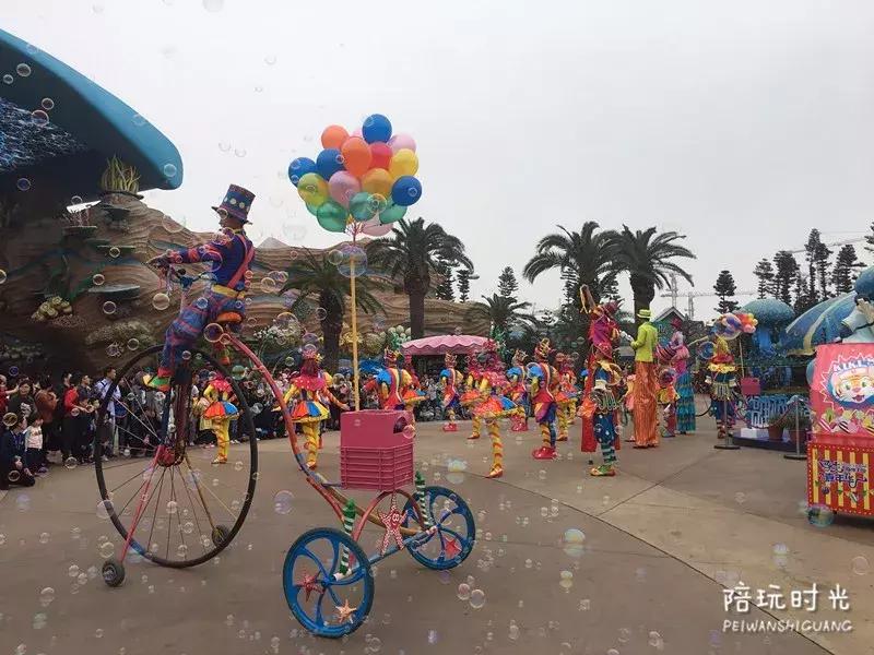 长隆什么时候去最好玩,一个人带两娃出去长隆有危险吗