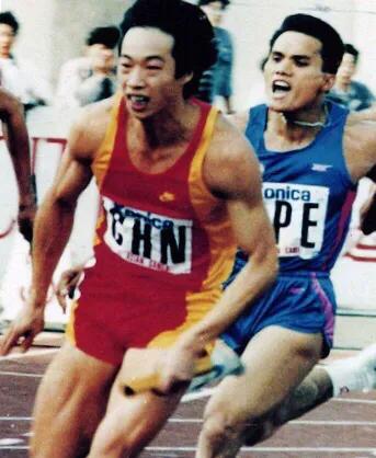 历届全运会男子百米冠军现役一人双金王,苏炳添第四次出征圆梦