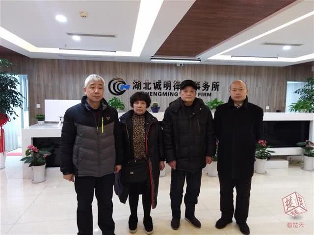 借贷人怒砍放贷人,借高利贷血案