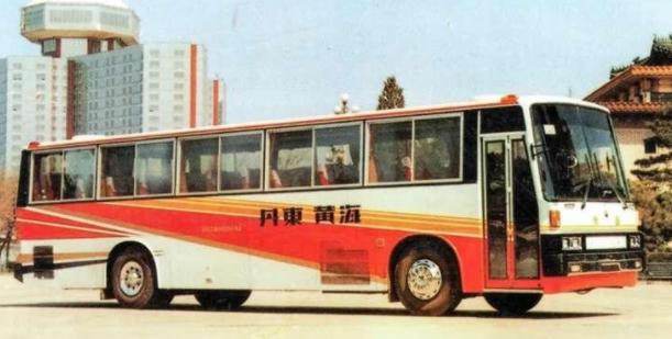 辉煌一时的丹东黄海汽车，是如何一步步走下神坛的？