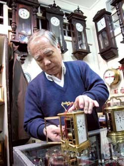 钟表维修老匠人 (修钟表的手艺有哪些)