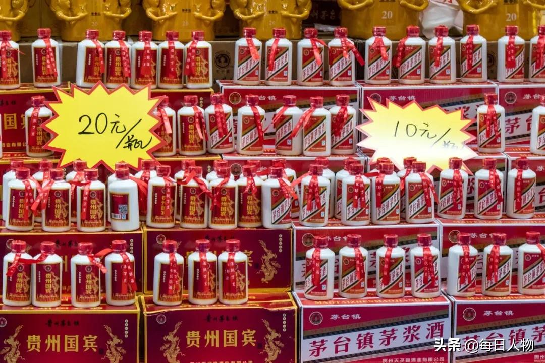 挣得比大厂多，把人生泡在酒里，那些不想离开茅台镇的年轻人