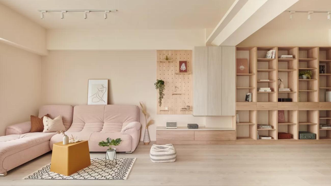 奶油原木风房间高级感配色,以原木为基调的奶油色日式温暖家