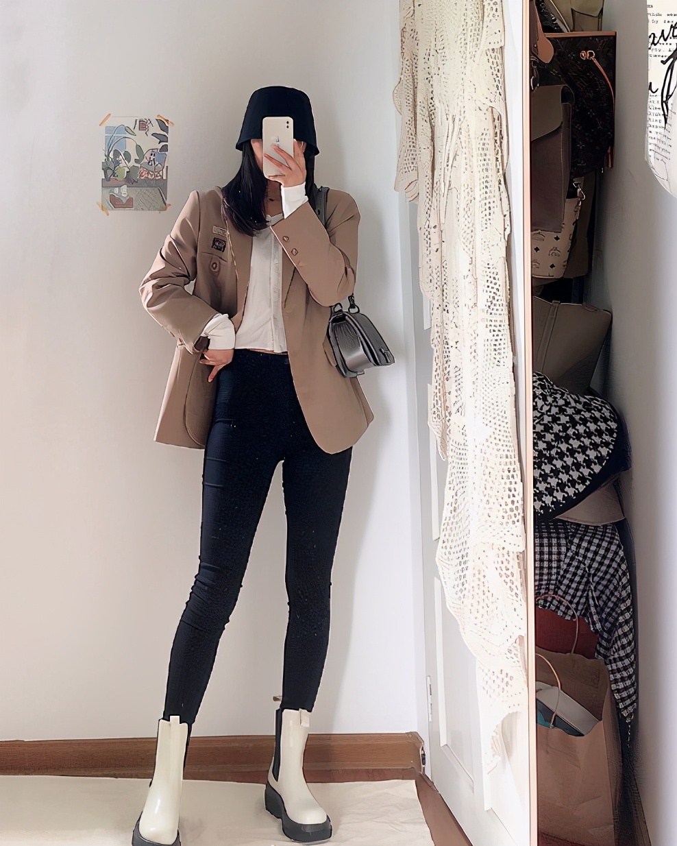 好穿又好搭的马丁靴,百搭马丁靴舒适不累脚最新款