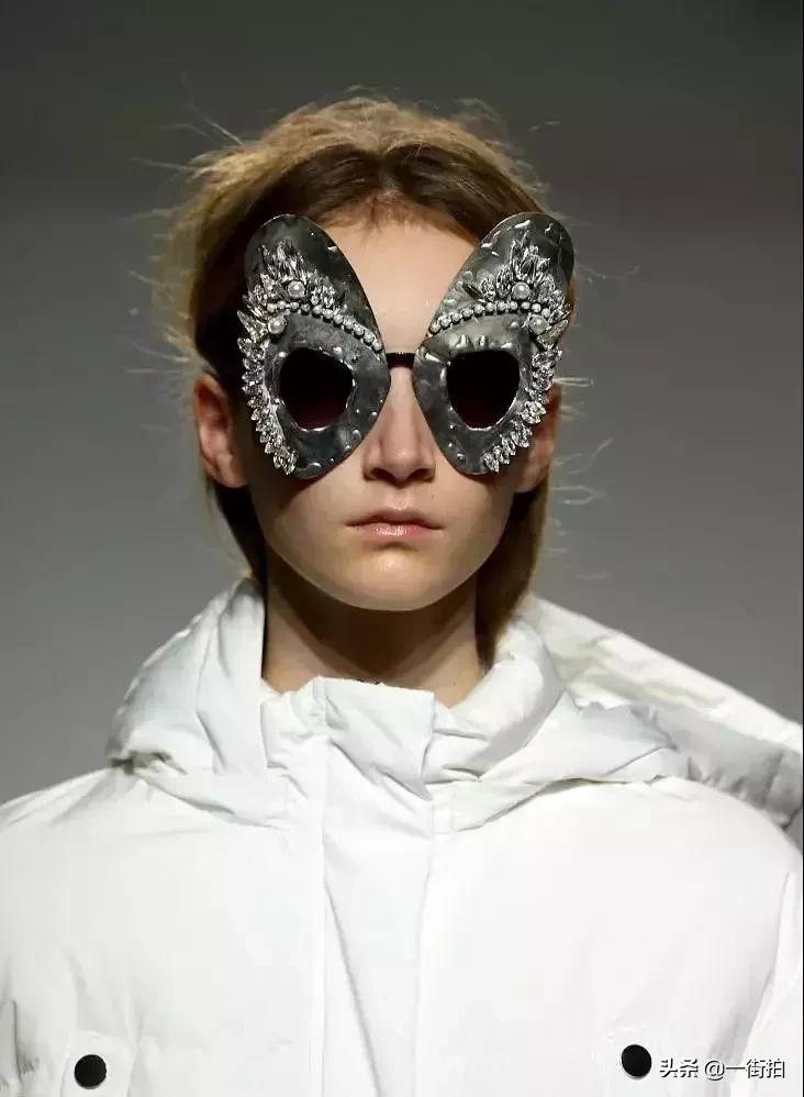 伦敦时装周装束,伦敦时装周化妆视频