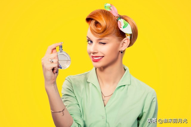 香水怎么喷更持久方法图解,车载香水喷什么上面香味最持久