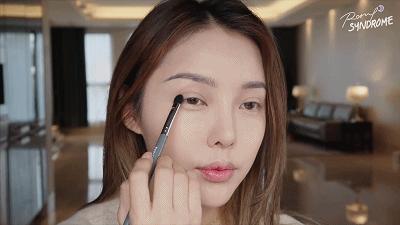 厚嘴唇怎么化好看的妆,小眼睛厚嘴唇适合什么风格的妆