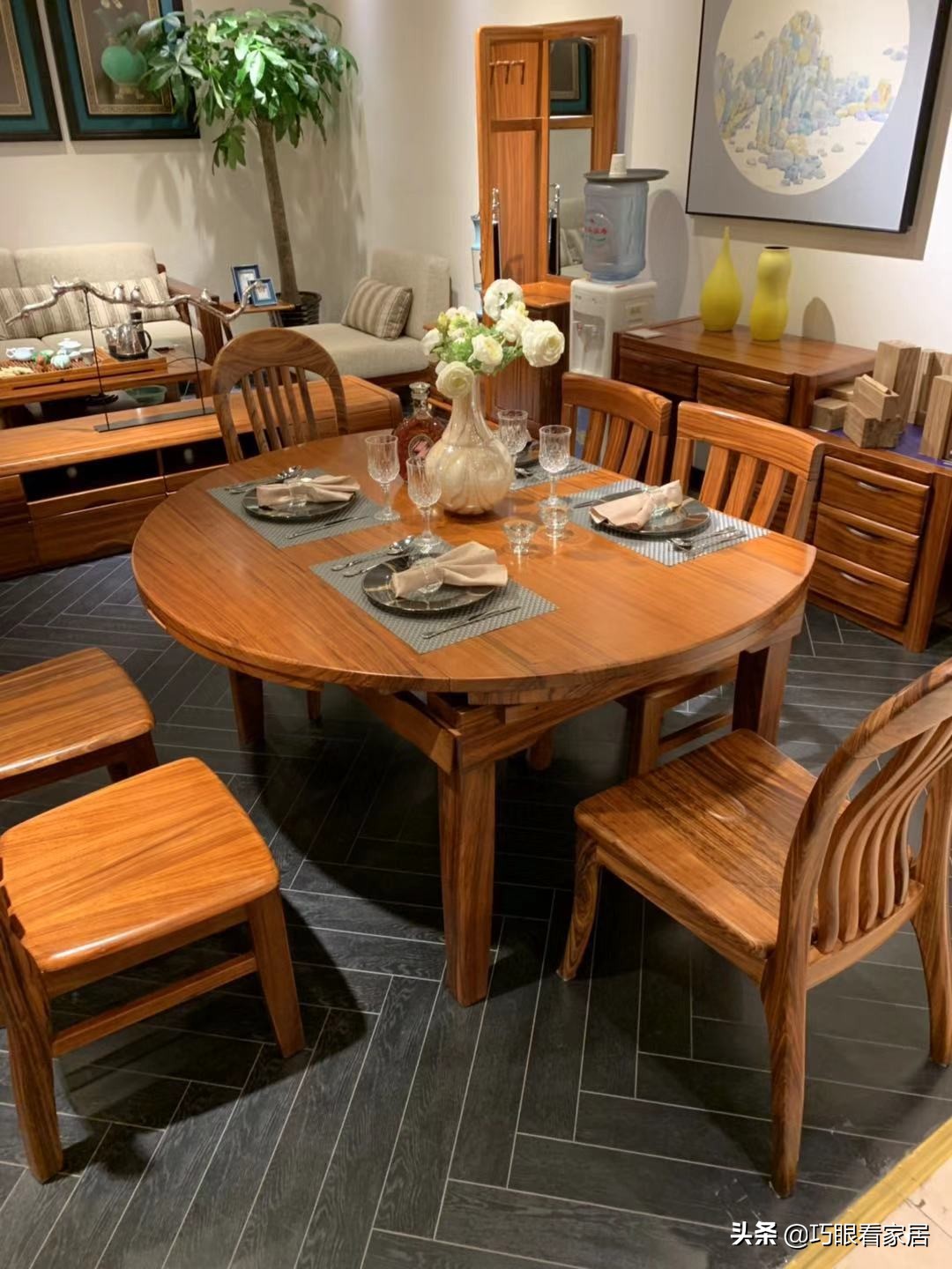 【巧眼看家居】缘木居实体店家具测评