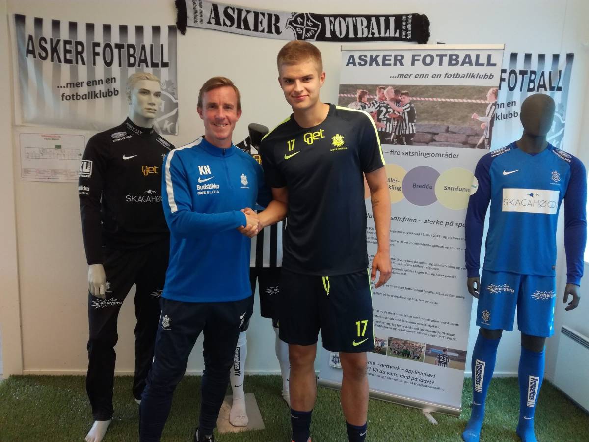 理皮亚是谁,托雷·安德烈·弗洛