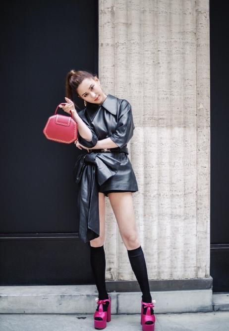 赌王何超莲年轻美照,赌王何超莲最美照片