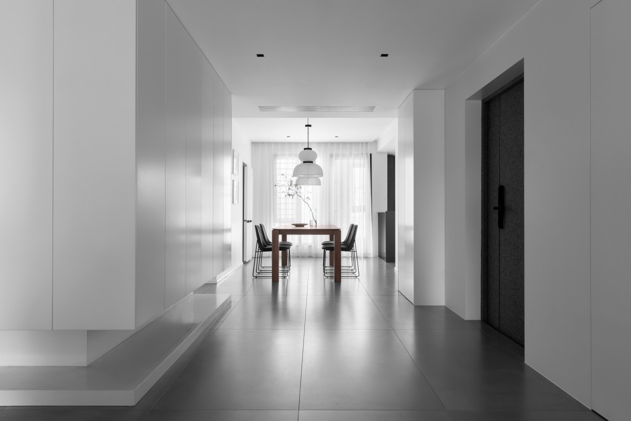 HOUSE无需刻意去做手法,我只是将本来心中所想的表达出来