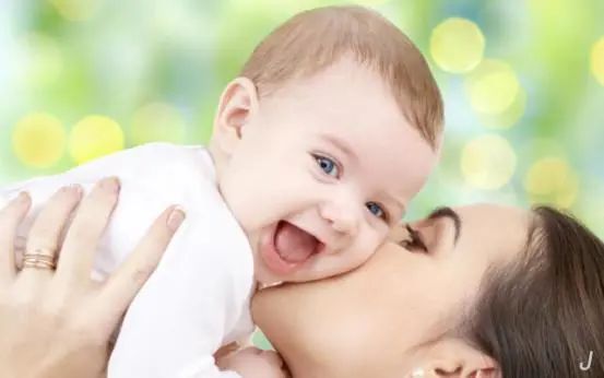 因学生名字太过“浮想联翩”，老师拒绝点名，网友：看完老脸一红