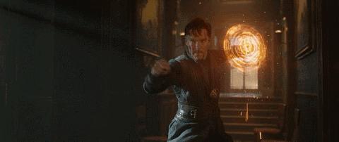 眼睛有三种颜色的长脸男人，这家伙真的什么都能演