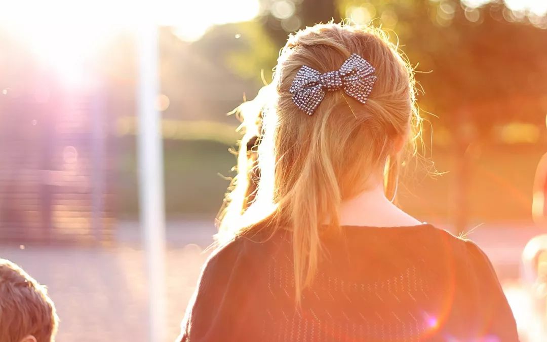 一个人不懂得奋斗会失去人生价值,不懂得奋斗的人是不值得同情的