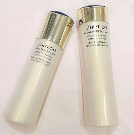 黛珂哪一款适合干皮美白 (科颜氏高保湿水搭配黛珂乳液)